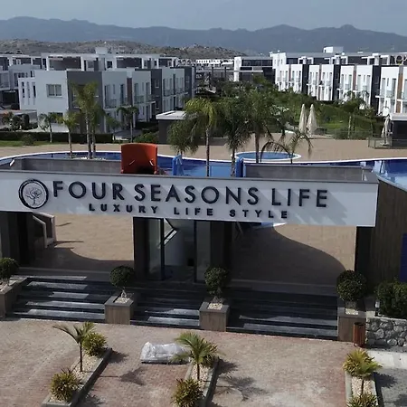Four Seasons Life - Luxury - With 2 Bedrooms Daire *