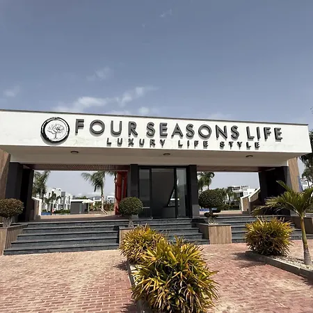 Four Seasons Life - Luxury - With 2 Bedrooms Iskele District (Northern Cyprus)
