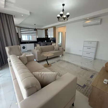 Four Seasons Life - Luxury - With 2 Bedrooms *