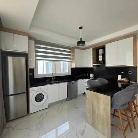 アパート Four Seasons Life - Luxury - With 2 Bedrooms