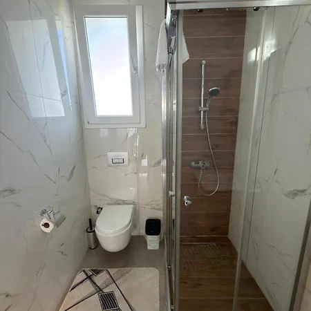 Four Seasons Life - Luxury - With 2 Bedrooms アパート